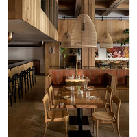 Ensembles de tables à manger modernes de luxe pour les restaurants d'hôtels 5 étoiles avec des chaises rembourrées durables, bois personnalisable, utilisation en bar, salle de sport