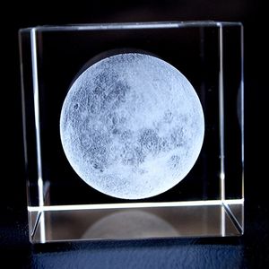 Honra De Cristal Nova Chegada 3d Cristal Óptico A Laser Gravado Globo De Vidro De Cubo De Cristal - Product Image 6