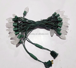 Guirlandes lumineuses de Noël d'extérieur C7 C9 LED – Personnalisation en gros, options 100/50/25, IP66 120V pour sapin de Noël - Product Image 5