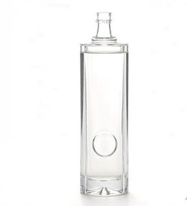 בקבוק 680 מיליליטר של משקה חריף חזק. - Product Image 2