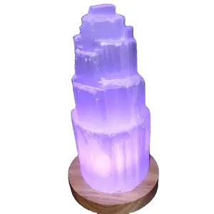 Venta al por mayor Natural Chakra cristales de sanación de selenita torre tallada las lámparas de selenita para la curación