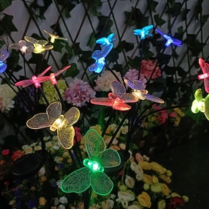 Luces de camino solares de PVC LED a prueba de agua RGB para exteriores 90 80 8 funciones luces de césped de <span class=keywords><strong>jardín</strong></span> de mariposa y luciérnaga oscilante - Product Image 2
