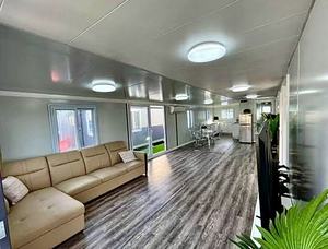 40ft <b>Hot</b> Selling OEM Prefab Mobile Tiny Home <b>Portable</b> Modular Prefabricated Hangfa Expandable Container House with 3 Bedrooms - Product Image 3