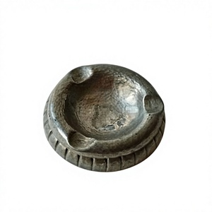 Cendrier en métal portable pour fumer à l'intérieur et à l'extérieur - Product Image 1