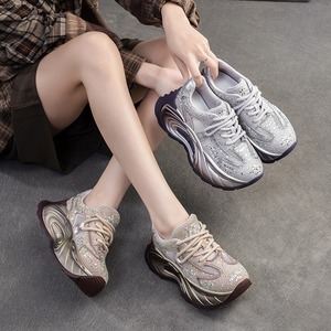 Nuevo estilo de zapatillas deportivas transpirables de malla con brillantes pedrerías, adecuadas para uso casual, versátiles y a la moda, para mujer. - Product Image 5
