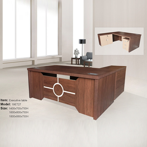 Bureau d'ordinateur simple et moderne pour cadre, mobilier de bureau intérieur - Product Image 2