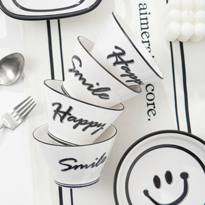 Stile giapponese <span class=keywords><strong>Design</strong></span> di lusso sostenibile cartone animato modello ceramica da tavola Set all'ingrosso uso domestico per bambini ciotole di tutti i giorni - Product Image 3