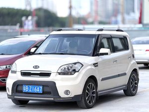 Voiture d'occasion pour l'Afrique, Kia Soul 2011 1.6L Premium LHD 5 places 123 CV, intérieur foncé, pneus R16, sièges en tissu, prix abordable - Product Image 3