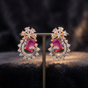 Boucles d'oreilles clous géométriques en zircon motif fleur, bijoux religieux pour fête, en alliage de zinc, perles, finition rodium-Or, pour femme, taille brillante - Product Image 3