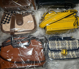 <span class=keywords><strong>Bolsos</strong></span> usados al por mayor A15, <span class=keywords><strong>bolsos</strong></span> <span class=keywords><strong>de</strong></span> diseñador originales <span class=keywords><strong>de</strong></span> <span class=keywords><strong>segunda</strong></span> <span class=keywords><strong>mano</strong></span> <span class=keywords><strong>de</strong></span> marca <span class=keywords><strong>de</strong></span> lujo para mujer, en Bale 2nd USA y Korea Ukay Premium Bag - Product Image 5