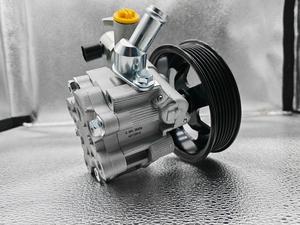 汽车零配件液压助力转向泵 44310-60540 适用于丰田 GRJ150 4.0 高品质 - Product Image 1