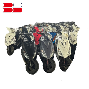 Motocicletas y Scooters Usados de Gasolina de 4 Tiempos, Refrigerados por Aire, con Frenos de Disco, para Exportación desde Taiwán, Yamaha/Kymco/Sym SC001, Scooters Usados de Gasolina de 49cc - Product Image 1
