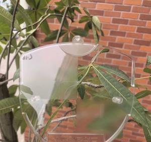 Gránulos de Policarbonato de Alta Resistencia a Impactos para Moldeo por Inyección, para Cubiertas Protectoras Transparentes de Electrodomésticos - Product Image 2