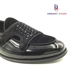 Mocassins Homme en Daim Haut de Gamme à Motif Cœur Rêveur Stark - Antidérapants et Respirants pour Bureau et Carrière Automne/Hiver - Product Image 4