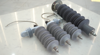 Parafoudre MOA pour équipement électrique avec accessoires de fixation