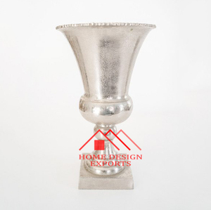 Décorations pour événements de mariage et fêtes Dernier décor pour la maison Hôtels et restaurants Urnes décoratives en aluminium Jardinière avec colonne - Product Image 1