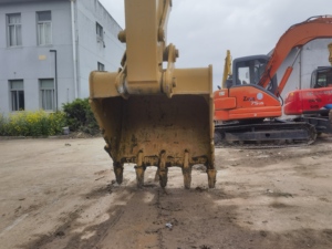 Excavadora de cadenas Caterpillar 330D 330D2 330D2L usada de marca japonesa en stock - Product Image 6