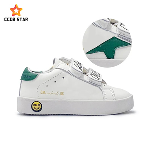 Nuevos Modelos de Zapatos Cómodos para Niños, Diseño de Moda Unisex, Estilo Deportivo, Zapatos Casuales para Niños, <span class=keywords><strong>Zapatillas</strong></span> Personalizadas con Estrellas para <span class=keywords><strong>Niñas</strong></span> - Product Image 2