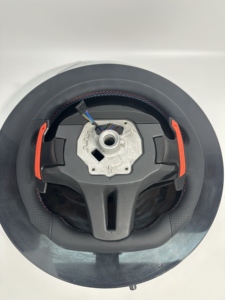 Volant sport en cuir Alcantara Nappa, fibre de carbone forgée, texture de cuir blanc personnalisée pour <span class=keywords><strong>BMW</strong></span> X <span class=keywords><strong>M</strong></span> Series F G Chassis - Product Image 6