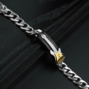 Pulseras de Cadena Cubana con Diseño de Guitarra, Joyería de Acero Inoxidable, Color Dorado, Precio al por Mayor - Product Image 5