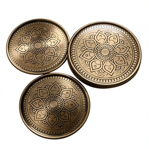 Sous-verre en cuivre gravé à la main Mandala |   Sous-verres décoratifs découpés et imprimés pour tasses à thé/café |   Résistant à la chaleur, portable, moderne, pour mariage - Product Image 1
