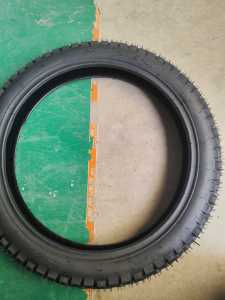 Venta al por Mayor de Fábrica de Motocicletas Ligeras de Alta Calidad, Scooters de Pequeña Cilindrada, Neumáticos para Motocicleta 2.75-17 - Product Image 4