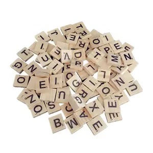 100 pièces 26 blocs d'alphabet anglais découpés au Laser perles de bois puces carrées en bois lettres pour enfants bricolage orthographe jouets éducatifs