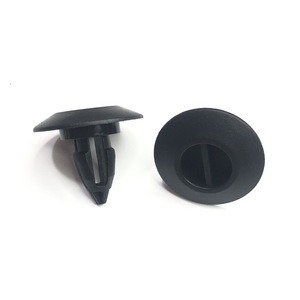 Clips de garniture de seuil de porte BMW X5 X6 E70 F15 F85 E71 en plastique noir résistant à l'eau pour l'extérieur - Product Image 3