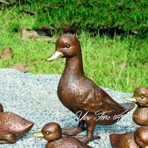 Life Size Bronze <strong>Garden</strong> <strong>Ducks</strong> With Baby <strong>Duck</strong> Statues - Product Image 6