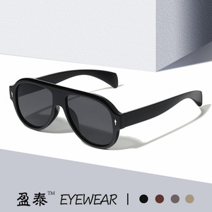 Gafas de Sol Aviador Yingtai con Marco de PC, Protección UV400, Unisex, Modernas, para Conducir - Product Image 1