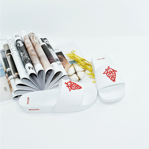 Zapatillas de plástico de verano para hombres y mujeres Sandalias de PVC con patrón imprimible de texto y logotipo personalizado - Product Image 6