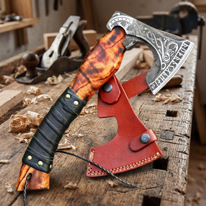Hache Tomahawk artisanale avec manche en bois et fourreau en cuir, lame en acier forgé, hache de survie - Product Image 2