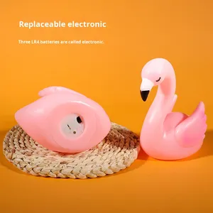 Veilleuse créative en forme de flamant rose de dessin animé, petite, en plastique, pour bébé, jouet lumineux en forme de cygne pour la vente ambulante - Product Image 2