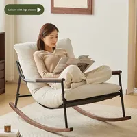 Fauteuil à bascule moderne avec coussin moelleux et base en bois, fauteuil de salon pour la détente dans le salon et la chambre à coucher
