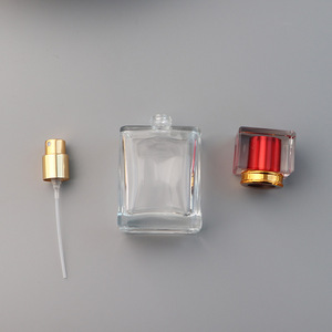 Diseño de moda de lujo 30ml y 50ml Botellas de perfume de vidrio cuadradas de pequeña capacidad Cosméticos vacíos con tapas de plástico de aluminio - Product Image 6