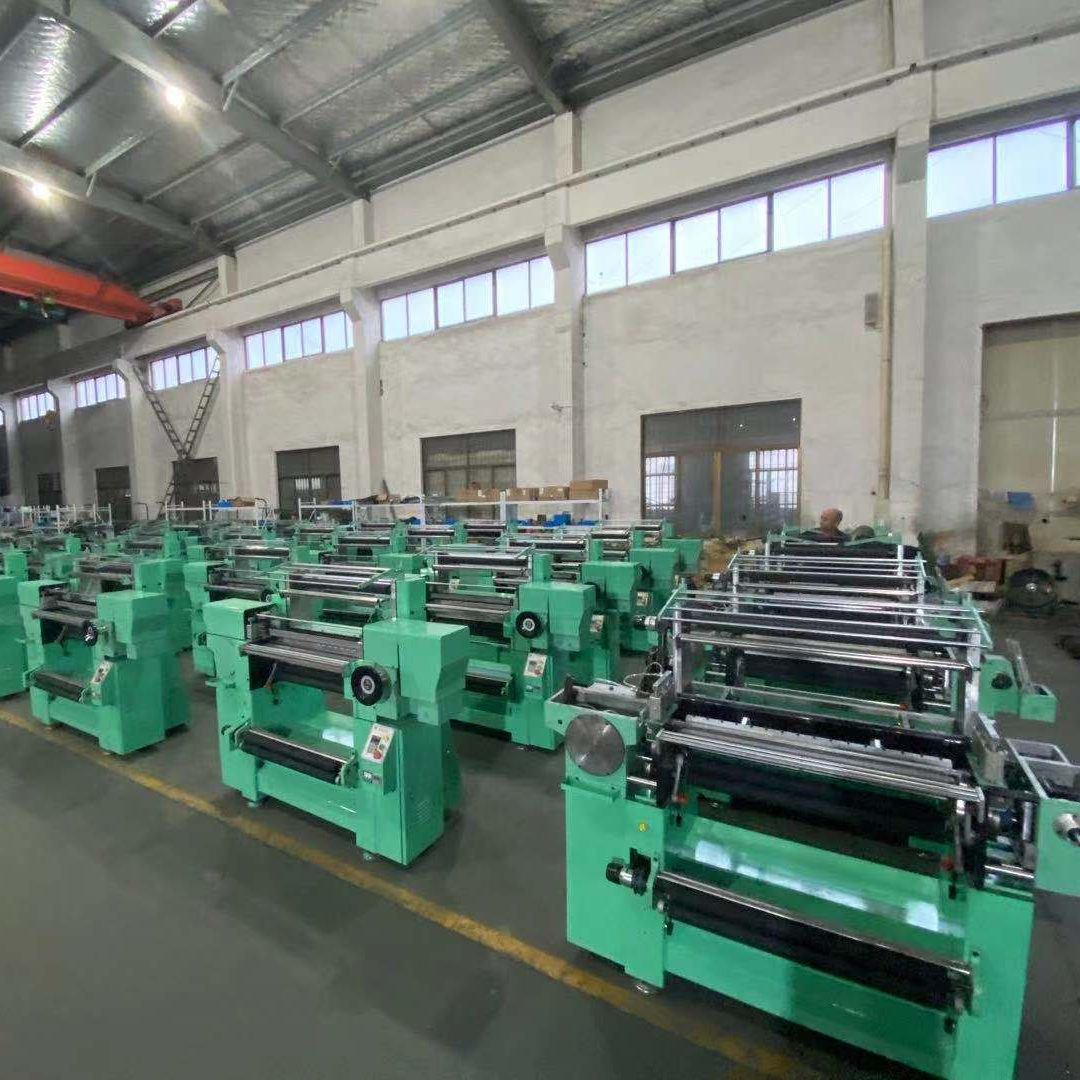 Высокоскоростная машина для вязания крючком крашеной хлопчатобумажной пряжи перьев, ищем агента