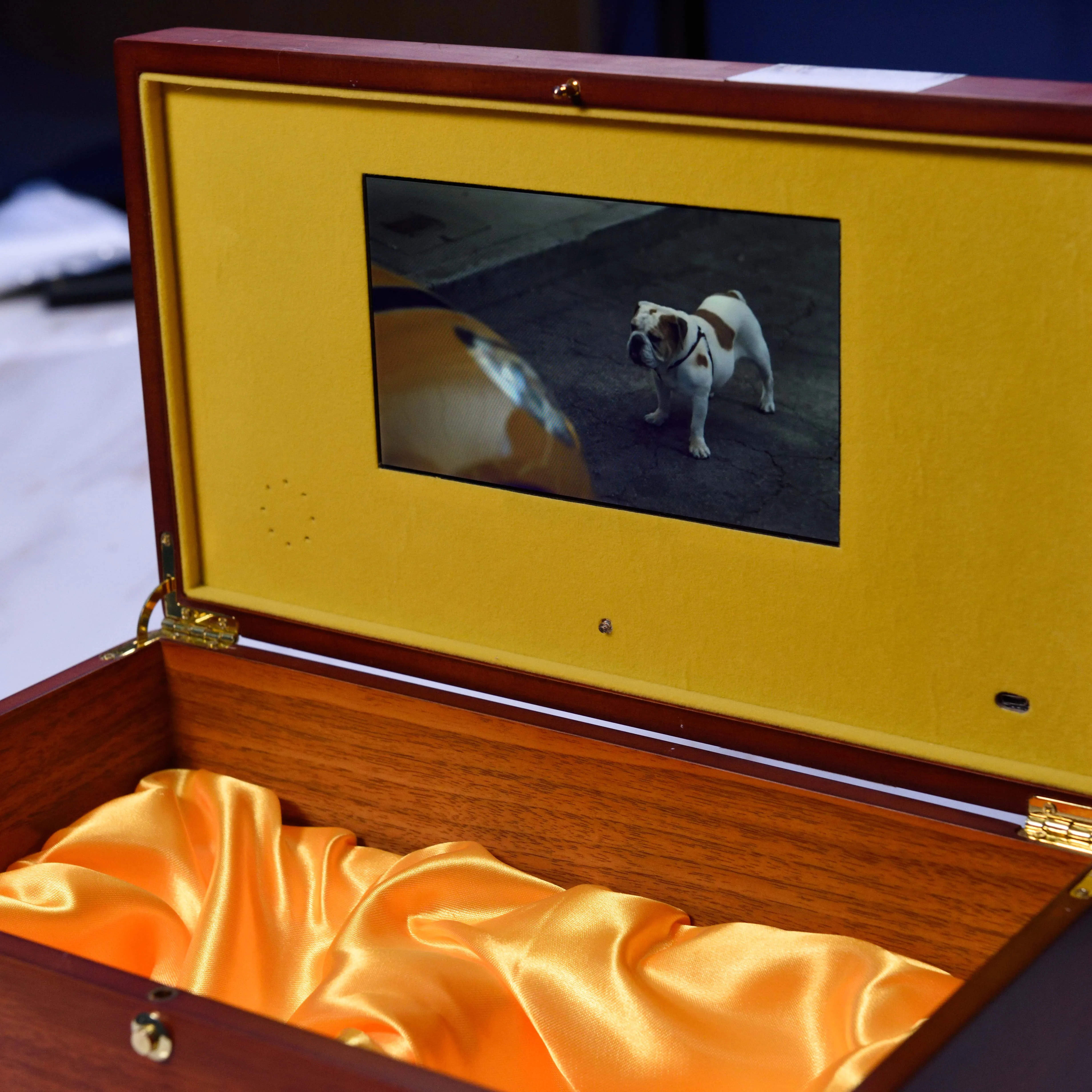 Caja de presentación de vídeo con pantalla LCD, anillo de joyería de 7 pulgadas, color blanco, rosa, para negocios