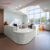 Comptoir de bar de café au design moderne et élégant, surface solide en Corian personnalisée, table de bar de restaurant