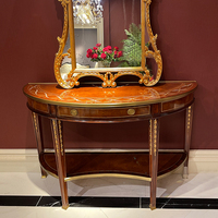Console d'entrée de luxe britannique sur mesure en bois massif sculpté à la main avec décorations dorées pour hall d'entrée de Fashan