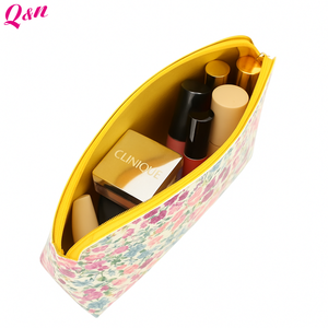 2025 Elegant Eco-Friendly <b>Large</b> <b>Capacity</b> Portable Makeup Organizer Canvas Canvas <b>Bag</b> Zipper Closure <b>Large</b> <b>Capacity</b> - Product Image 2