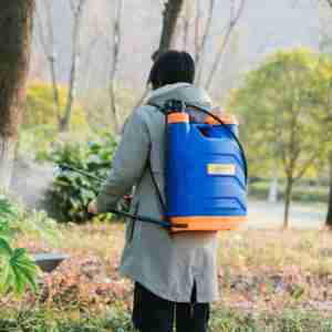 Oem/ODM xách tay Ba lô Hướng dẫn sử dụng kích hoạt áp lực Mist Boom Orchard kiểm soát dịch hại phun nông nghiệp 16L/20L - Product Image 1