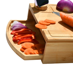 Grande planche à découper en bambou écologique avec récipients et couvercle verrouillable pour hacher les plateaux en bois de fromage dans un emballage en boîte - Product Image 2