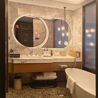 Espejo Inteligente de Baño Rectangular de Lujo de 22 Pulgadas con Marco de Acero Inoxidable Ecológico, Impermeable IP65, con Televisor Integrado para Hoteles InterContinental