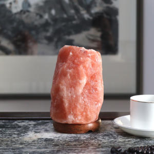 3-5kg Base de madera de cristal natural tallada a mano UE/lámpara de sal de mar Pakistán de China lámpara de sal - Product Image 5