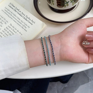 สร้อยข้อมือผู้หญิงเงินแท้ S925 ประดับคริสตัลและเพชรเทียม ดีไซน์เรขาคณิต เหมาะสำหรับใส่ทุกวัน - Product Image 1
