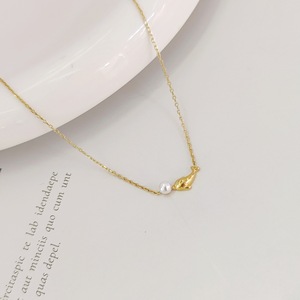 Nouveau design, mini <span class=keywords><strong>collier</strong></span> en acier titane avec imitation perle en forme de petit <span class=keywords><strong>dauphin</strong></span> pour femmes, bijoux fins, accessoires de <span class=keywords><strong>collier</strong></span> - Product Image 4