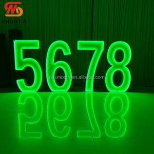 Nouveauté SMOOTH : Grandes lettres et chiffres LED RGB personnalisables en fer pour décoration de mariage et d'anniversaire - Product Image 3