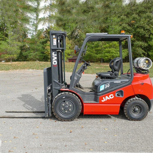 Nueva Carretilla Elevadora China Jac de 1.5, 2t, 2.5, 3, 3.5 Toneladas, de Doble Combustible (Gas Natural, GLP, Gasolina), con Motor Nissan K25 - Product Image 3