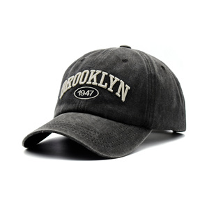 Gorra de béisbol de PVC bordada con letras, estilo transfronterizo, para mujer, con protección solar, para cabeza grande, que realza el rostro, para las cuatro estaciones, al por mayor - Product Image 2