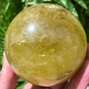 CrystalHola Sphère de cristal de quartz citrine naturelle polie de 8-8,5 cm, motif floral jaune, pour la décoration de la maison - Product Image 3